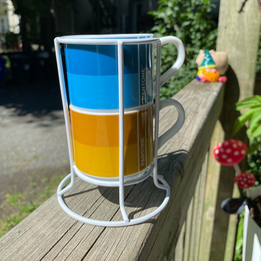 Pantone two-mug espresso set with holder